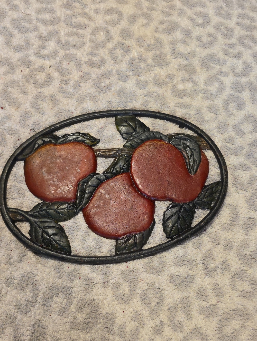 Vintage Cast Iron Apple Trivet 11" x 8" Oval Hot Plate Farmhouse Decor